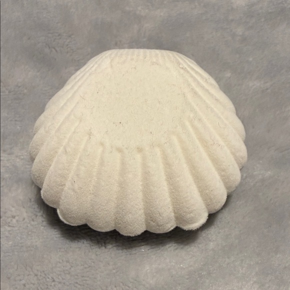 Shell Jewelry Box - Picture 3 of 6